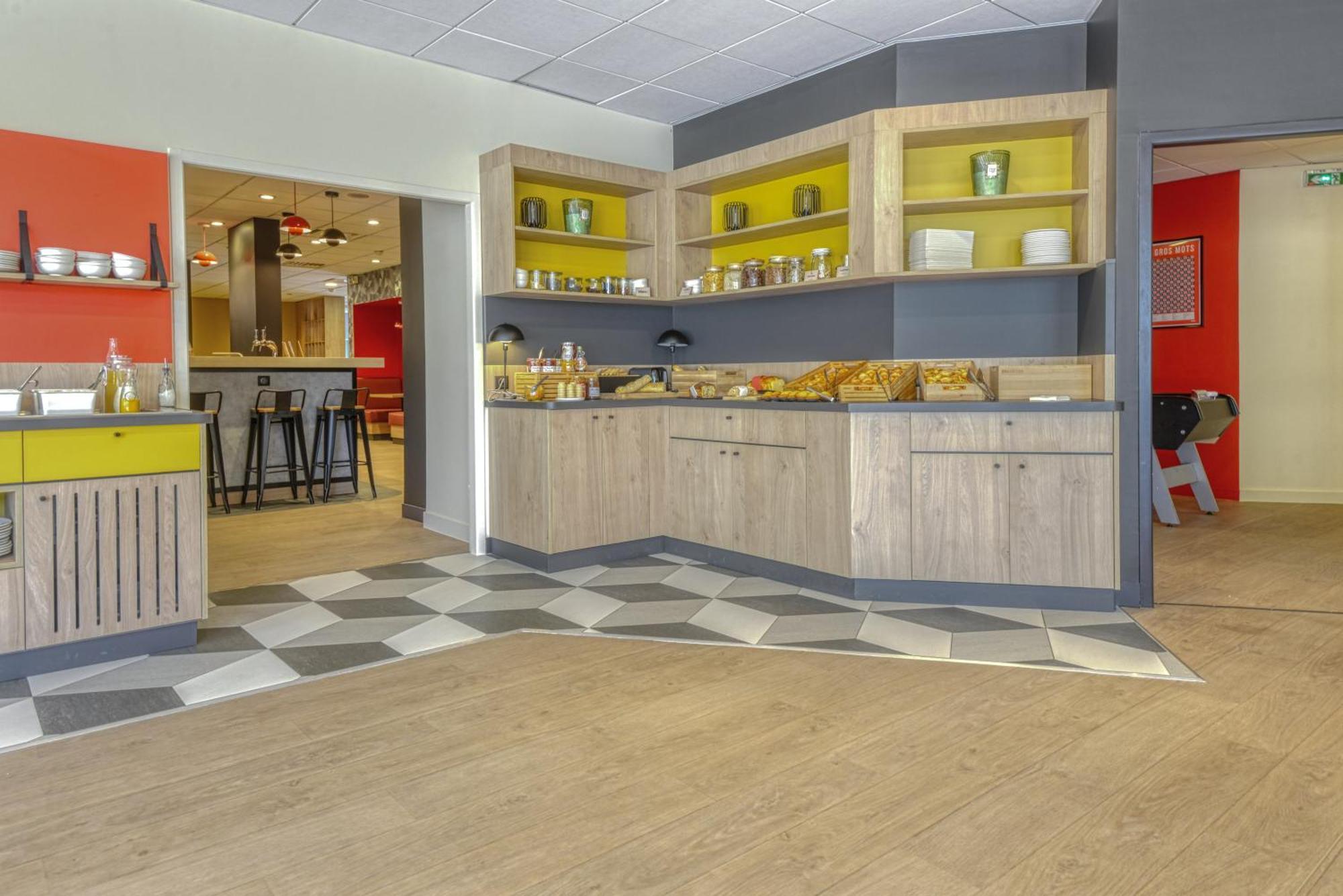 Ibis 3*
