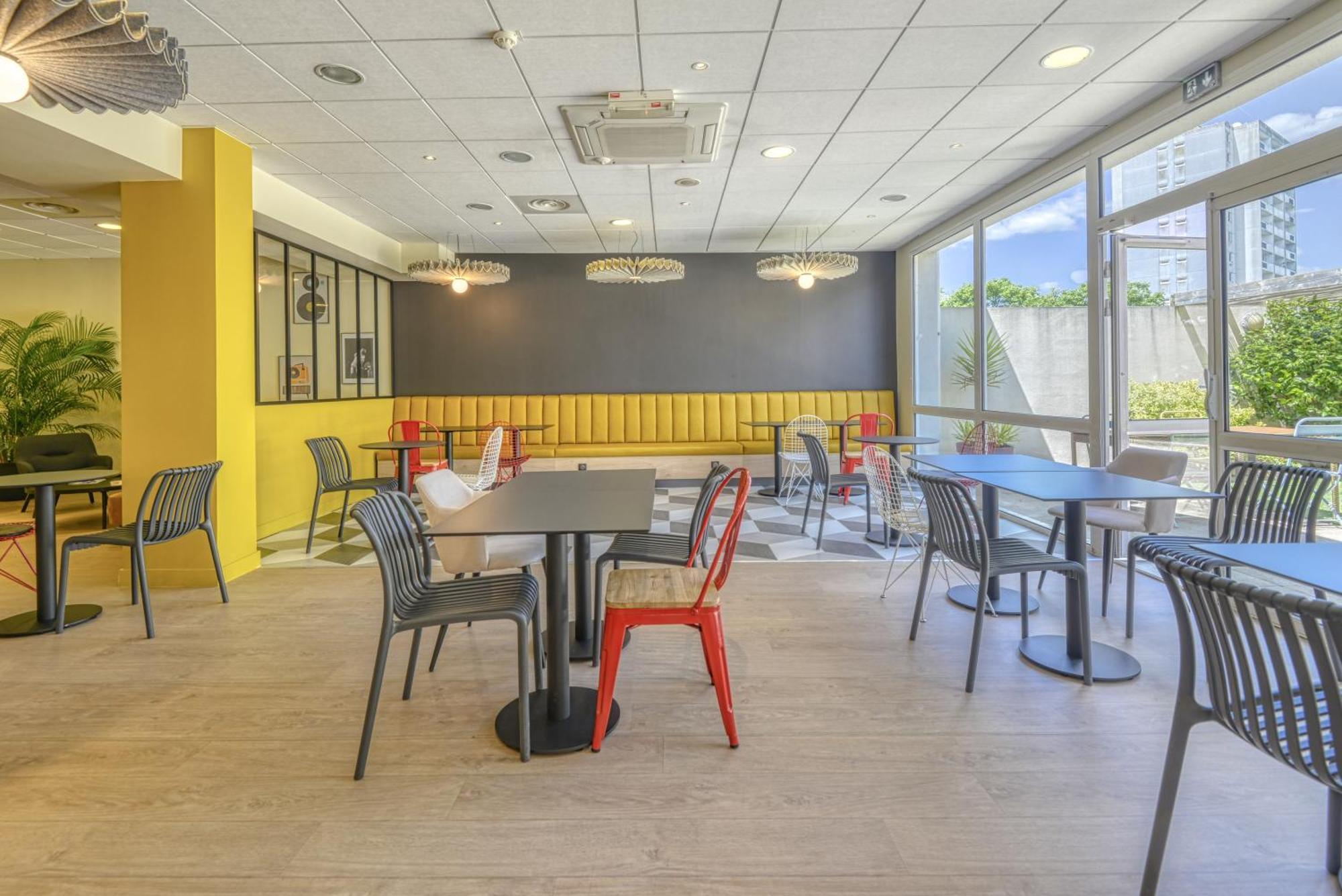 Ibis Hotel