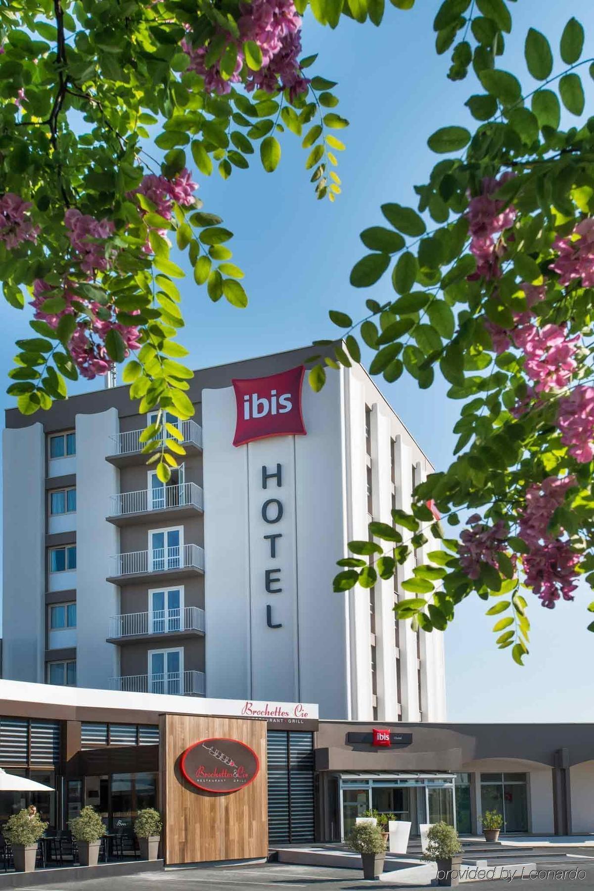 Ibis Hotel 3*