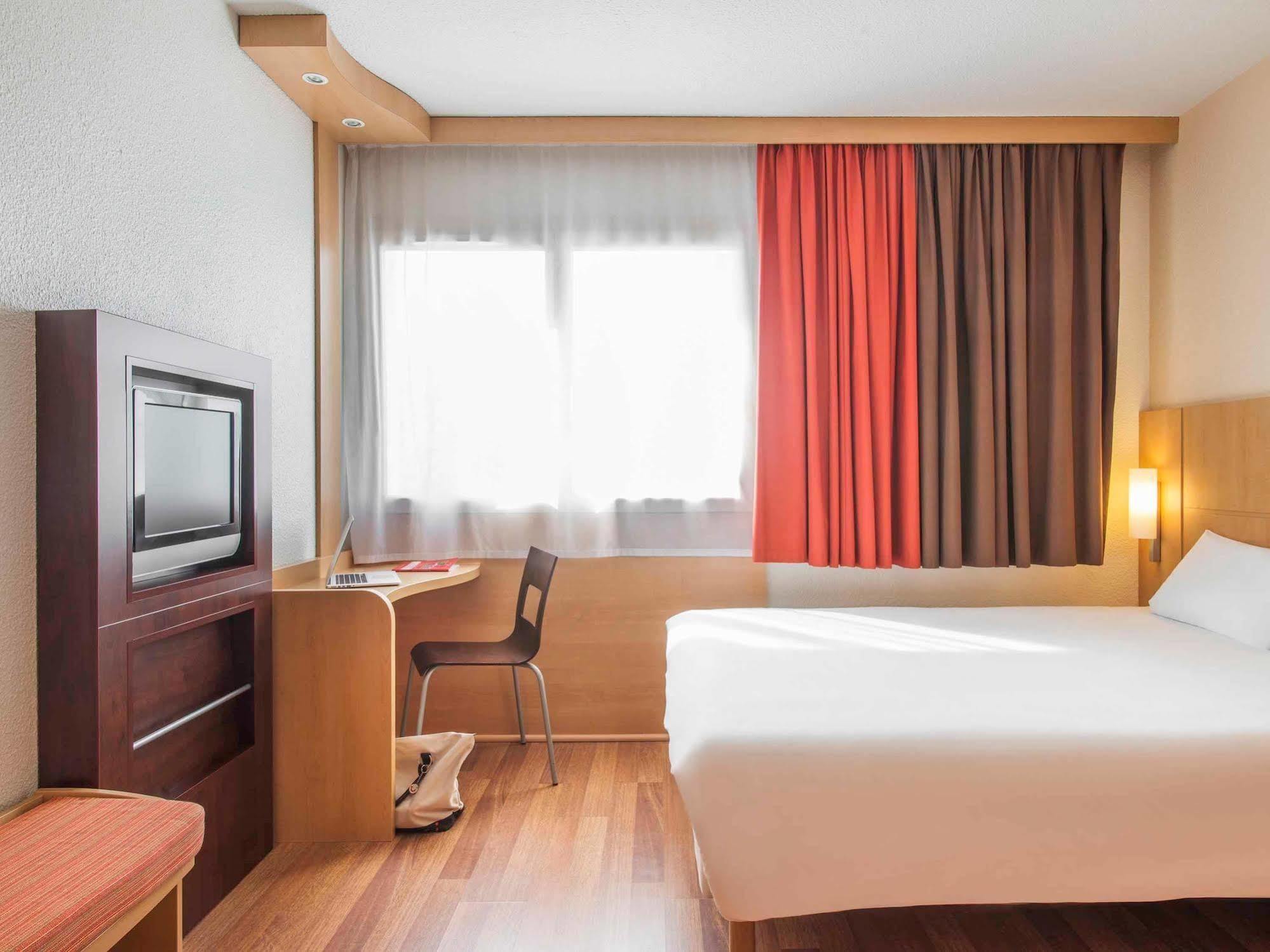 Hotel Ibis 3*